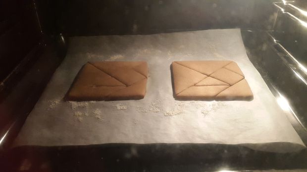 Gingerbread Tangram - Tinkercad