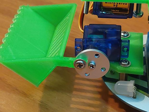 Vision Guided Explorer Robot - Tinkercad