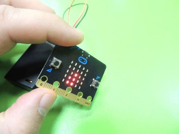 Micro:bit in the Classroom: Teach Robotics and Automation With 3 Simple ...