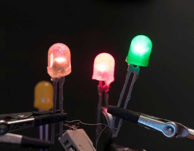 Glowing LED Gummy Candy - Tinkercad