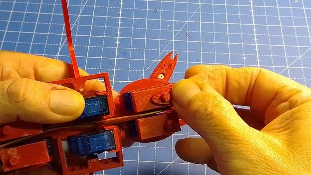 Red Robot Ant - Tinkercad