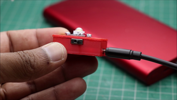 How to Make Mini Rechargeable Powerful LED Light - Tinkercad