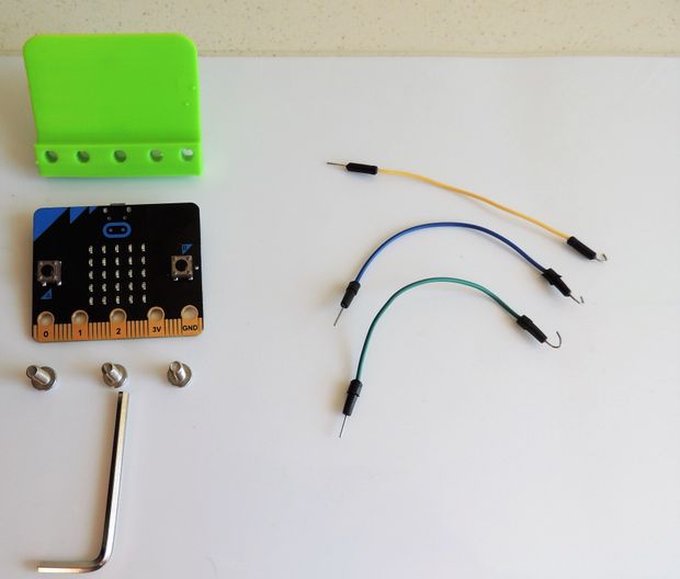 Tinkercad + Micro:bit Robotics for School: 