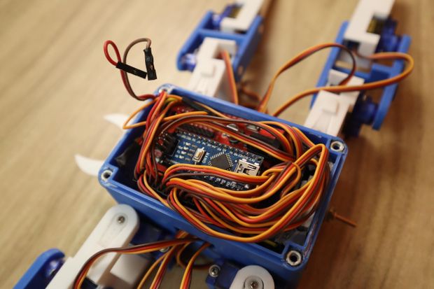 SPY-DER : a Speech & Web Controlled Surveillance Spider Robot - Tinkercad